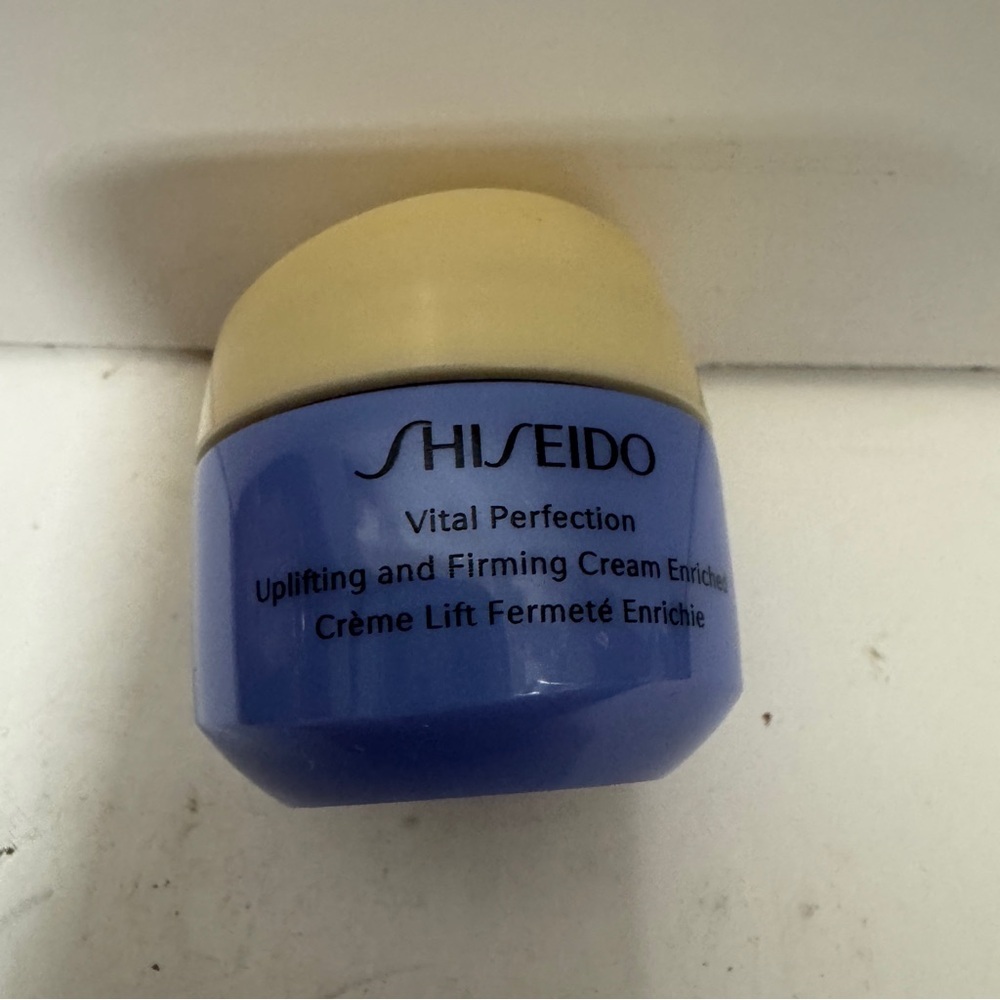 Shiseido Vital Perfection Uplifting and Firming Cream 15ML